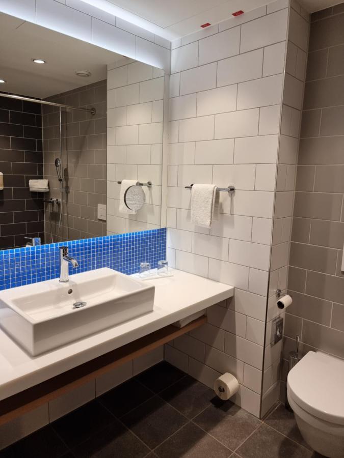 Express - By Ihg Hotel 3*